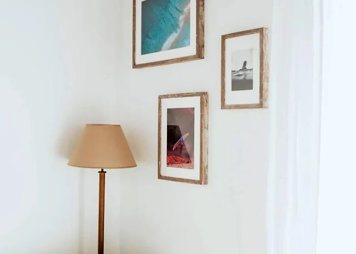 Holiday home Komfortables In Mit Privatem Garten Und Beheiztem Pool By Interhome *