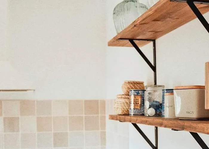 Komfortables In Mit Privatem Garten Und Beheiztem Pool By Interhome Holiday home