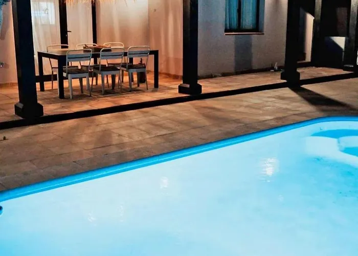 Komfortables In Mit Privatem Garten Und Beheiztem Pool By Interhome Holiday home Corralejo