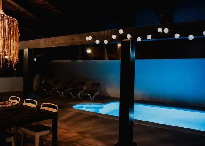 Prázdninový dům Komfortables In Mit Privatem Garten Und Beheiztem Pool By Interhome *