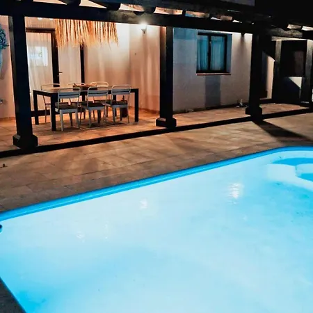 Komfortables In Mit Privatem Garten Und Beheiztem Pool By Interhome Feriehus Corralejo