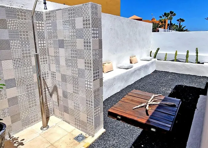 Tatil Evi Komfortables In Mit Privatem Garten Und Beheiztem Pool By Interhome Corralejo